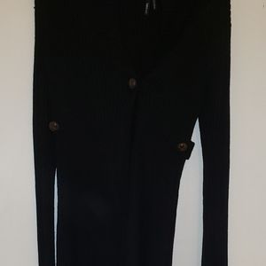 Women's sweater, size small